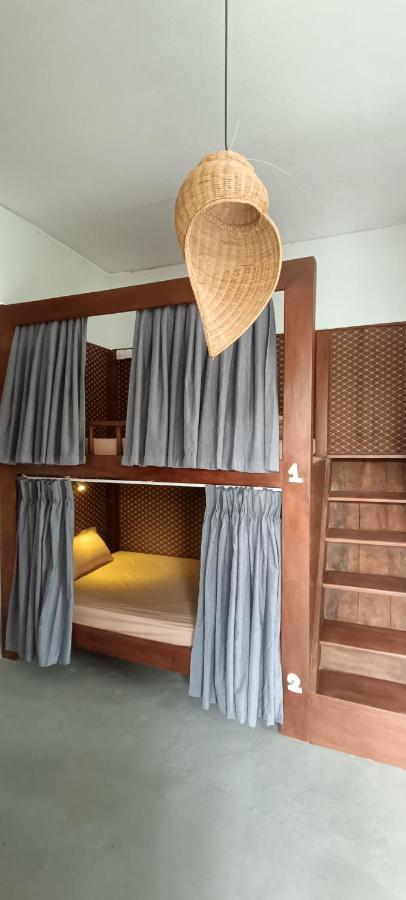 Yasis Surf Lodge Mirissa Luaran gambar