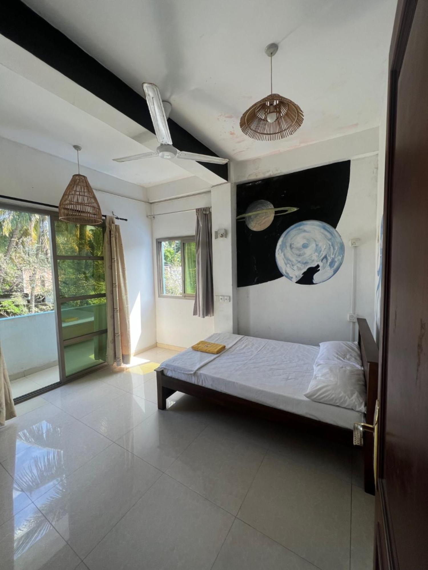 Yasis Surf Lodge Mirissa Luaran gambar