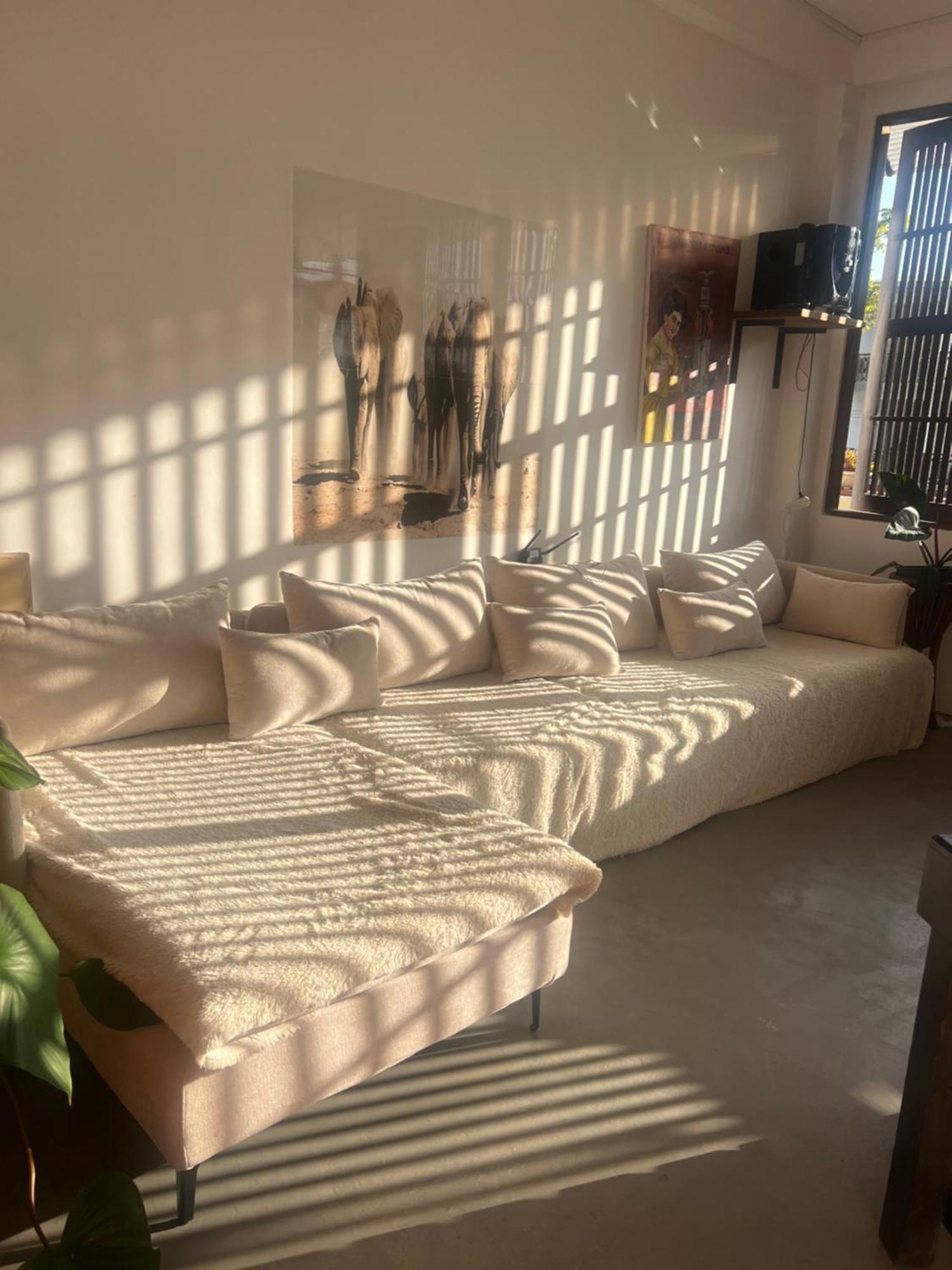 Yasis Surf Lodge Mirissa Luaran gambar